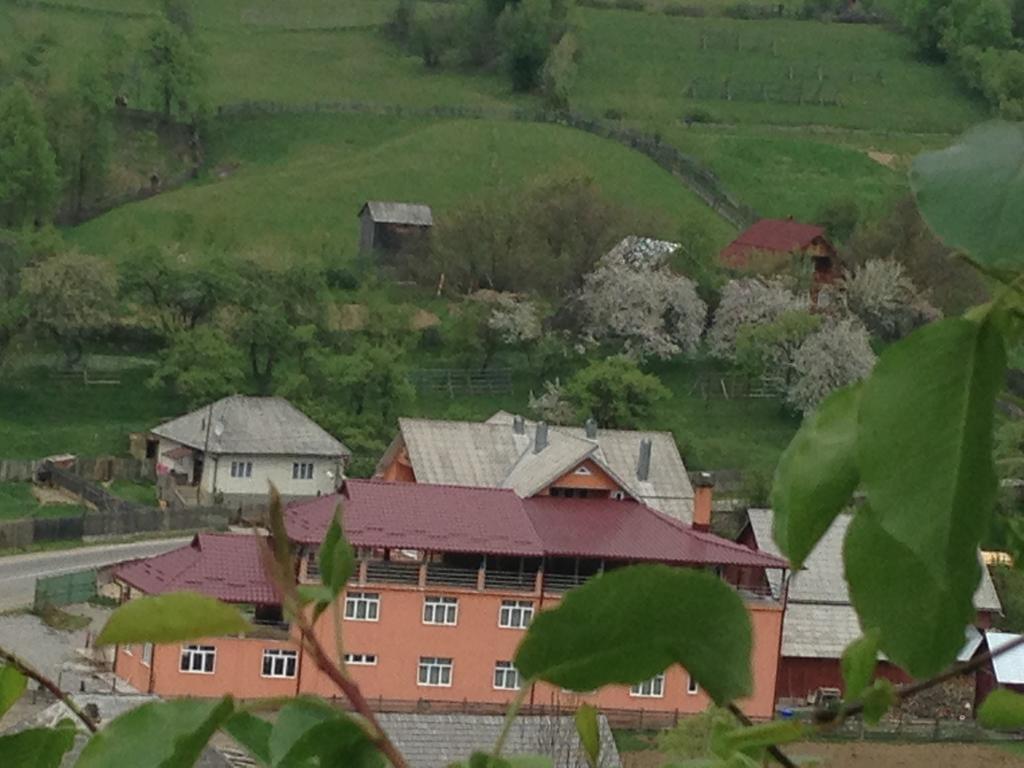 Pensiunea Colt De Rai Săcel Екстериор снимка